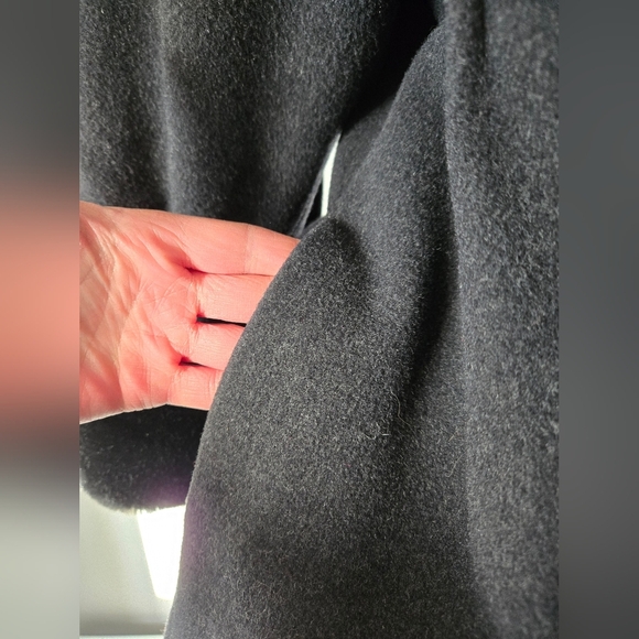 VINTAGE XCEPTION virgin wool Black Double-Breasted Coat with faux fur collar. 14 - Picture 3 of 14